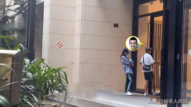 40歲文章攜女友回酒店過夜!身材纖瘦不輸馬伊琍,打包剩菜被盛讚