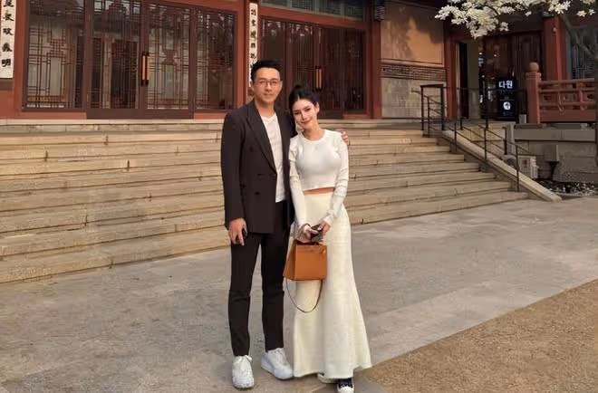 汪小菲怒斥偷拍者,時隔3個月更新微博動態,正面維護妻子小梅