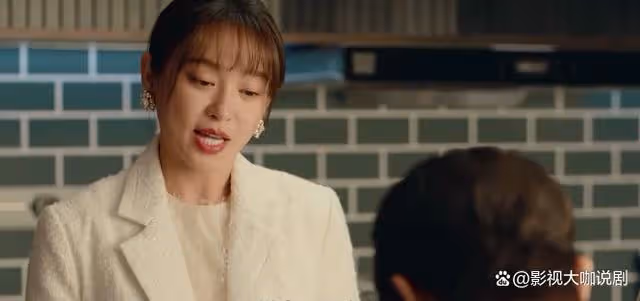 星光美麗:韓廷獄中見曾荻最後一面,說出一個秘密,曾荻徹底崩潰