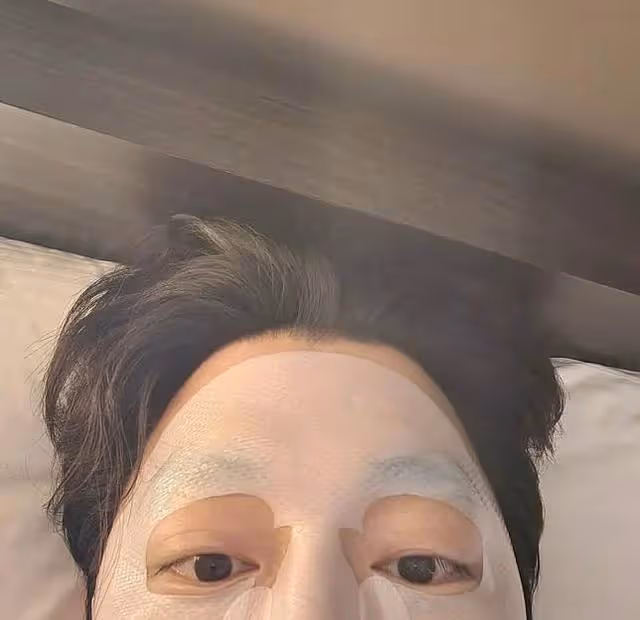 孔劉 45 歲驚喜慶生!活得通透:我已經厭倦與人約會,因習慣單身