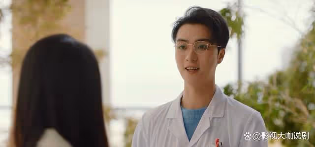 星光:魏秋子一天敗光邵一辰資產,邵一辰哭求紀星原諒