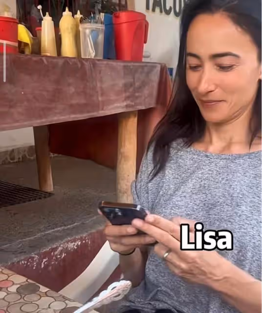吳彥祖帶妻女吃路邊攤,11歲吳斐然吐舌賣萌顏值高,Lisa素顏好美