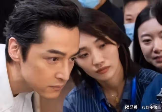 胡歌被騙了?黃曦寧翻車,白富美是假,高學歷是假,知情人曝結婚真相