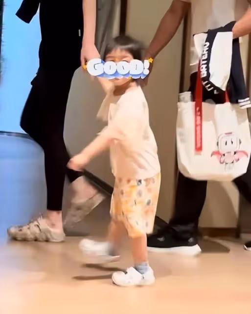 何猷君2歲女兒身高近1米,奚夢瑤改善四房身材基因很成功