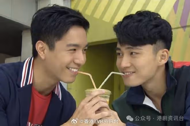 TVB當紅街頭「裸跑」被追打?逾百人圍觀瘋狂打卡嗌養眼