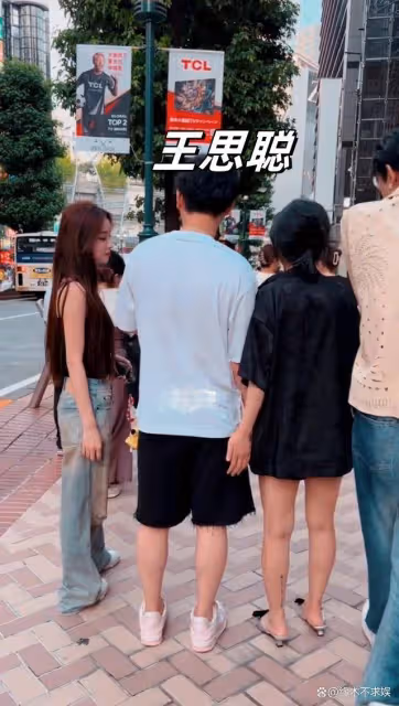 女網紅感謝王思聰帶路,對其讚不絕口:他是一個乾淨清爽的大男孩