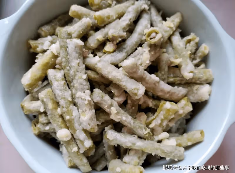 蒸豆角時,掌握好5個竅門,豆角蒸好不粘不坨味道香,特別好吃