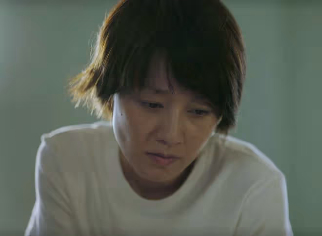懸疑劇《錯位》才播3集,拿下熱度榜第一,馬伊琍這回淘到寶了