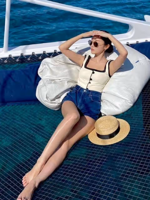 看了Jessica鄭秀妍9套泳裝照，才發現，不暴露，也可以時髦又美麗