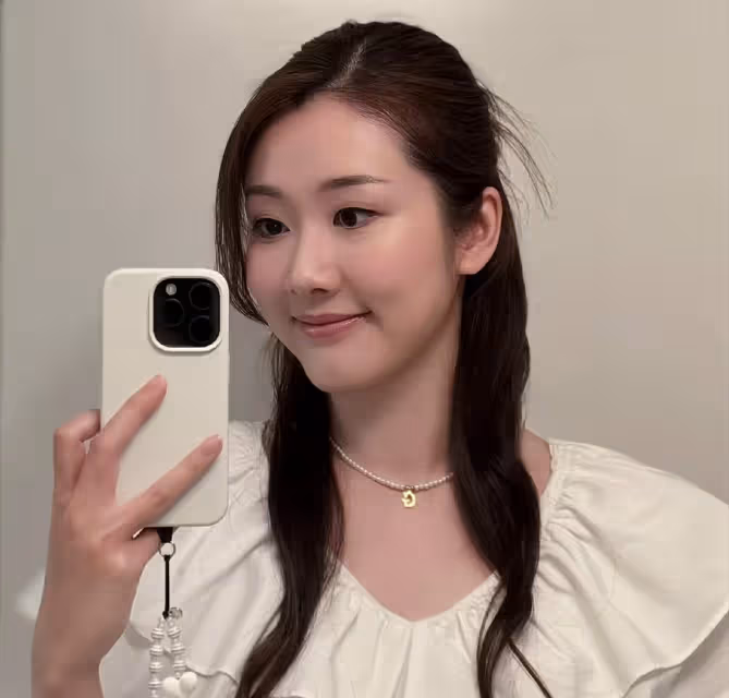 TVB女星鄧佩儀暫別娛樂圈,身材變圓潤依舊甜美,苦熬到女一離巢