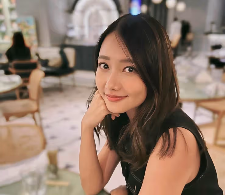 又走一個!TVB靚女小花突然宣布離巢,入行10年不受高層力捧