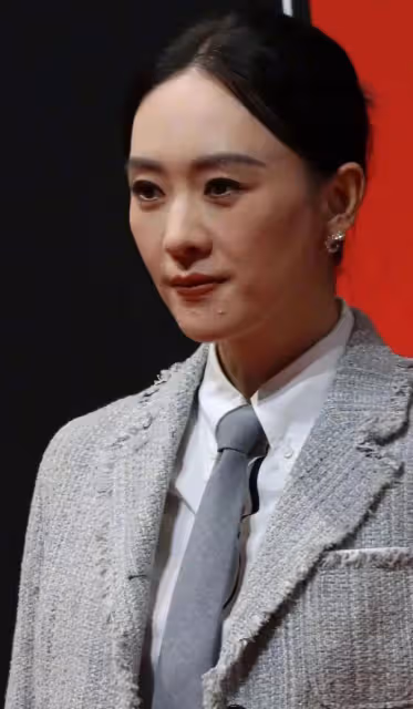 看了45歲章子怡和38歲童瑤的近照,才明白骨相美和皮相美差別