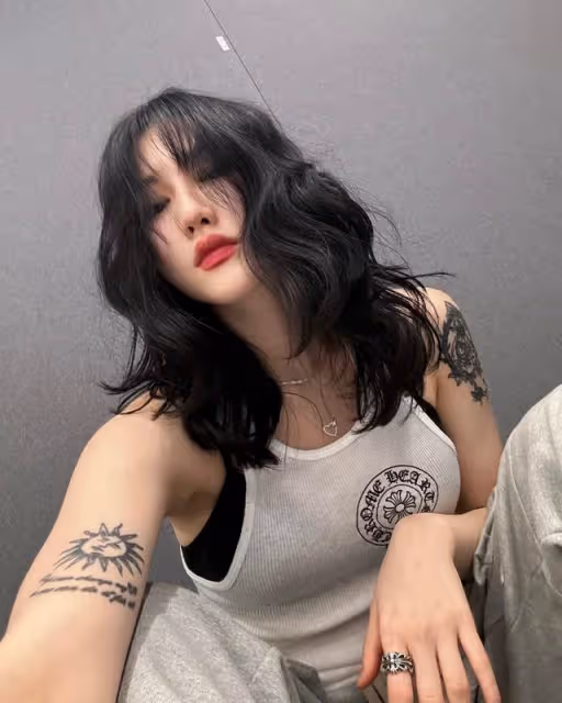 擁有原地出道美貌,替NewJeans惠仁上台,讓人瘋狂的兔子舞者是她
