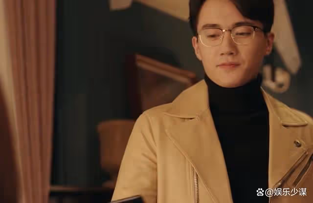 從床伴到真愛:栗儷與肖亦驍的坎坷情路