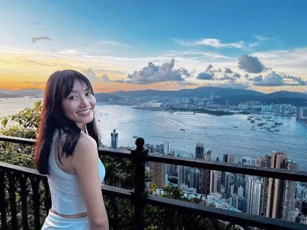 TVB女星突然發文宣布離巢,入行十年星途平平,去年被消失一年沒劇拍