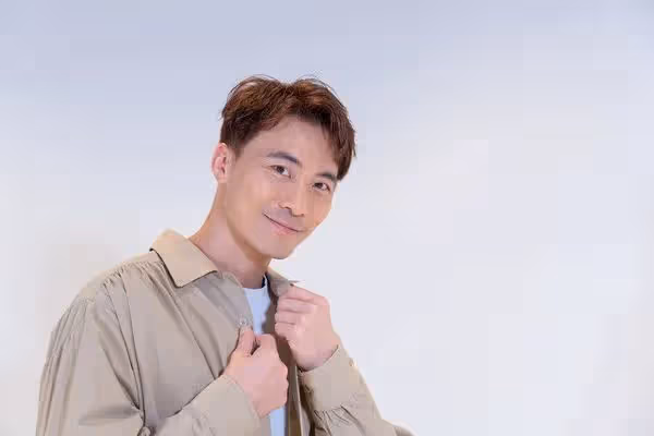 TVB中年男歌手不理他人笑罵,靠堅持換來機會,拒賣慘用正能量感染粉絲