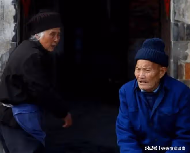 58歲女子相親65歲工程師，新婚夜女子害羞問：你身體如何？
