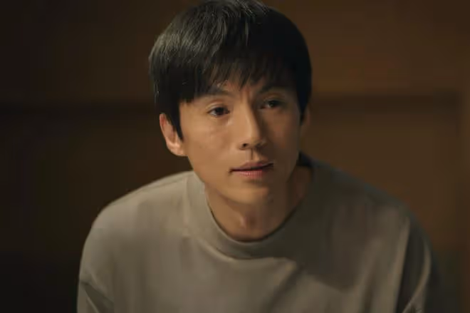 三集3個嫌疑人,刑偵劇《錯位》一播出,我終於不怕劇荒了