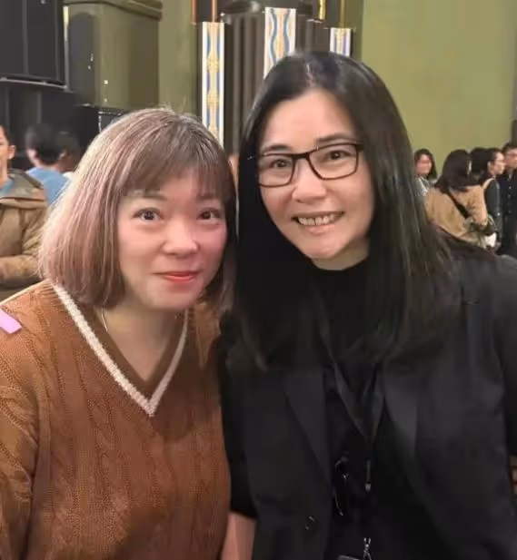 50歲蒙嘉慧生圖,發福牙齒顯老,定居日本農村,鄭伊健在國內賺錢