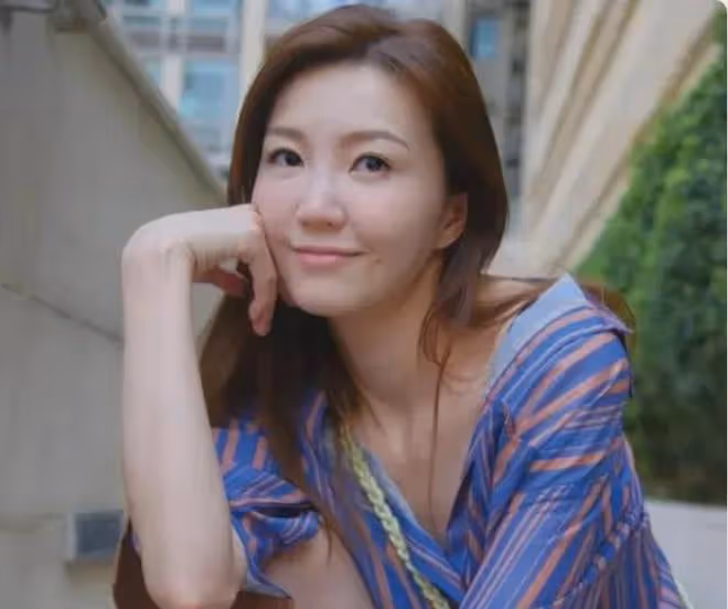 又一位女星準備離婚！吃醋老公接送女員工，公開對峙聊天記錄