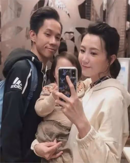 又一位女星準備離婚！吃醋老公接送女員工，公開對峙聊天記錄