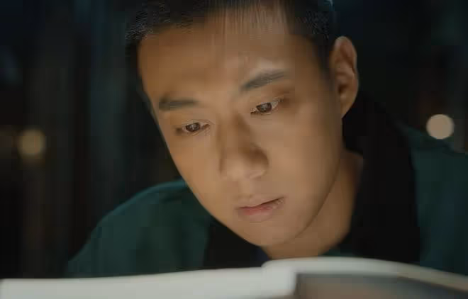 連追3集《錯位》,劇情太上頭了!堪稱今年刑偵劇的天花板