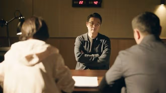 懸疑劇《錯位》講述了什麼?姜光明、顧己鳴家家有本難念的經