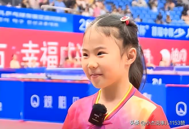 青出於藍!中國隊大獲全勝,王楠女兒笑笑奪冠,大魔王親自頒獎!