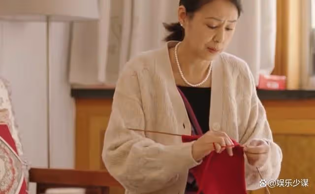 栗儷求婚被嫌棄,怒揭生父真實身份,肖亦驍跪地求復合