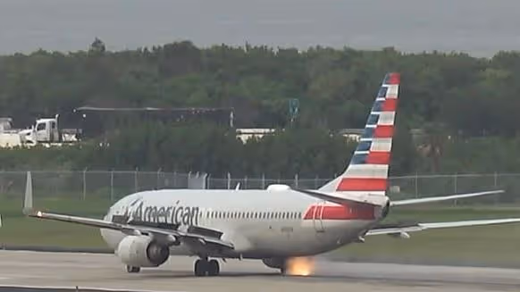 驚險影片｜波音又「出事」　737客機今早起飛爆胎