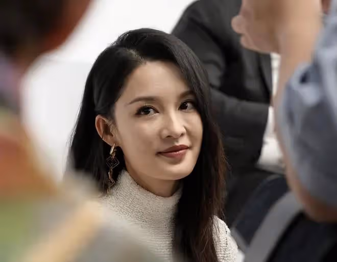 外媒高清鏡頭下,真實的中國女星:難怪她們都「瑟瑟發抖」
