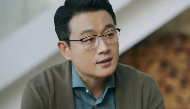 《錯位》直到顧己鳴身敗名裂,才發現,最危險的敵人就在自己身邊