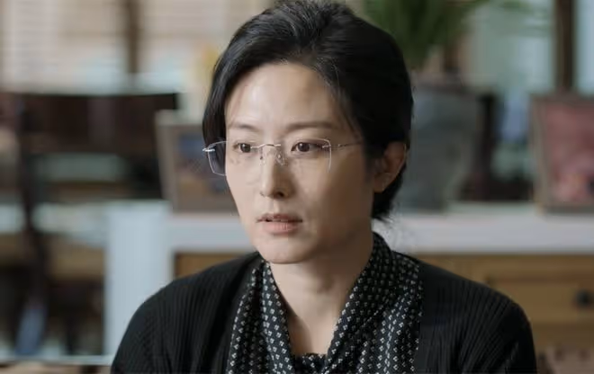 《錯位》直到顧己鳴身敗名裂,才發現,最危險的敵人就在自己身邊