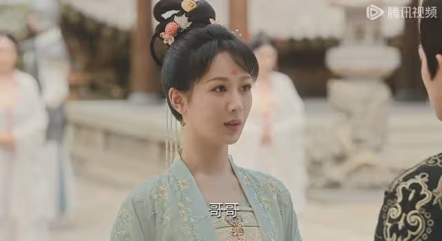 女演員演技多重要?當27歲黃燦燦跟29歲楊紫同框,逆風局也能翻盤