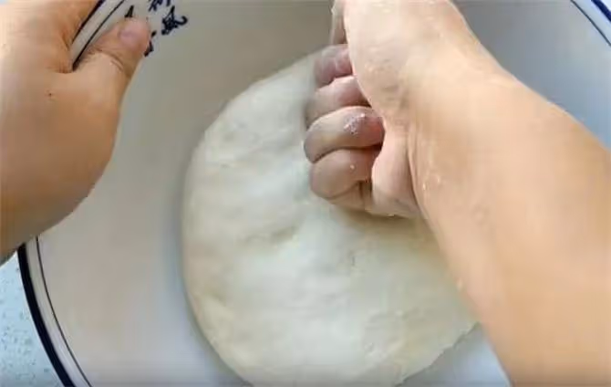 不用酵母,不用泡打粉,多加一樣東西,做出來的饅頭越嚼越香