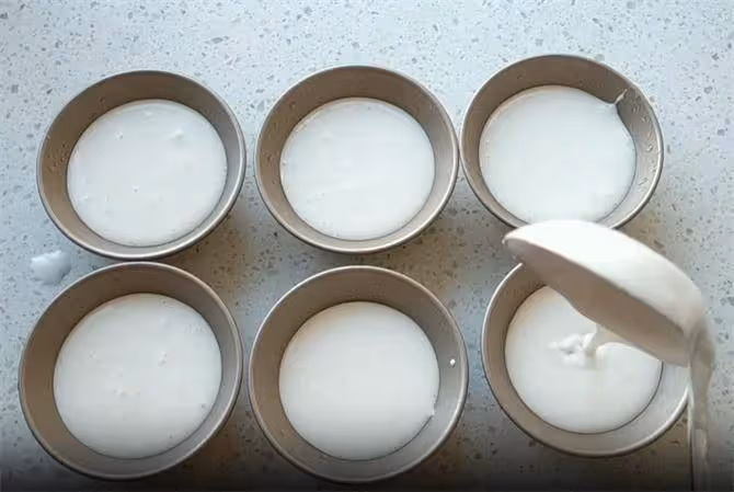 一碗大米,一袋牛奶,不用添加劑,做的大米糕軟糯筋道,米香濃郁