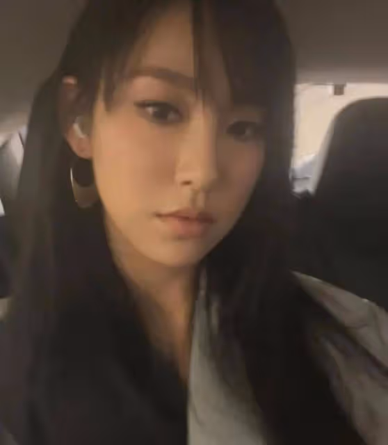 恭喜獲解凍？香港樂壇新晉小天后曬照為TVB開工，心情大好疑已談好續約