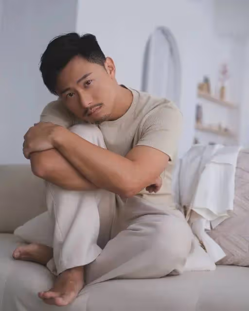 恭喜！TVB前小生公布即將出生寶寶性別，離巢後成功轉型做導演
