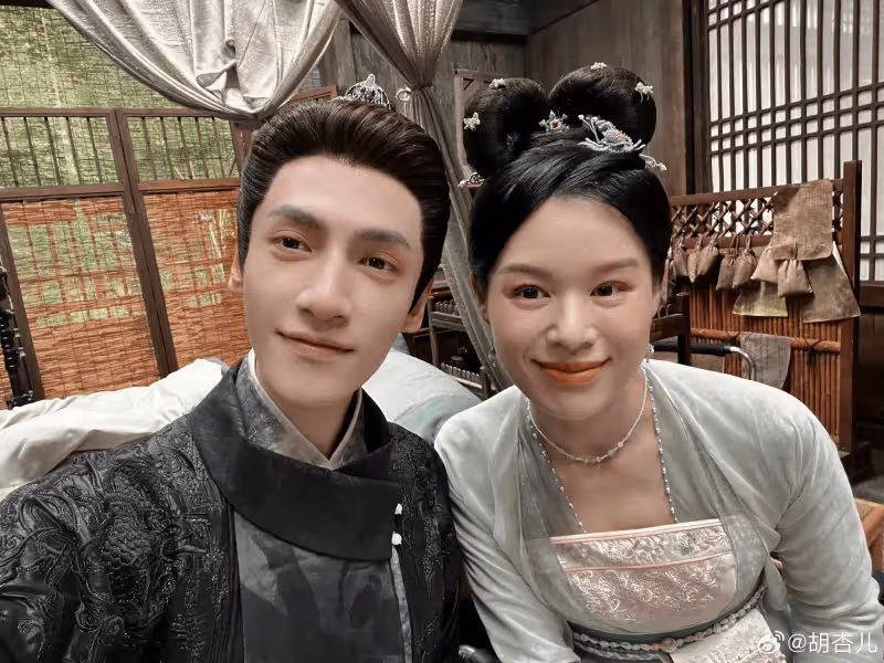 恭喜！TVB視後胡杏兒慨嘆入行25周年，3個兒子被指共用一張臉