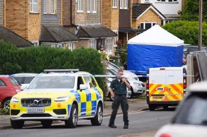 震驚英國!BBC評論員妻女在家遭弩射殺
