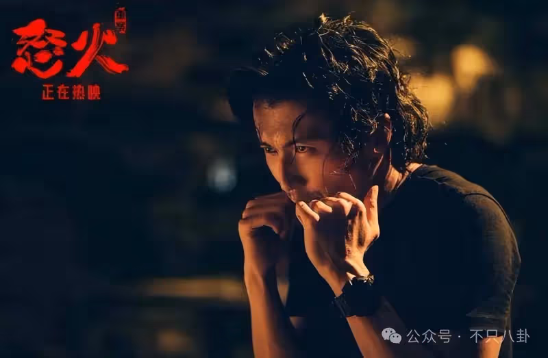 細節太戳人了,王菲謝霆鋒怎麼一直都這麼甜啊!