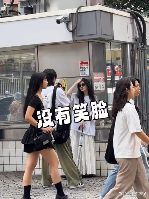 29歲徐璐又戀愛了!和男友日本旅遊被拍,小腿滿是傷,男友被罵慘