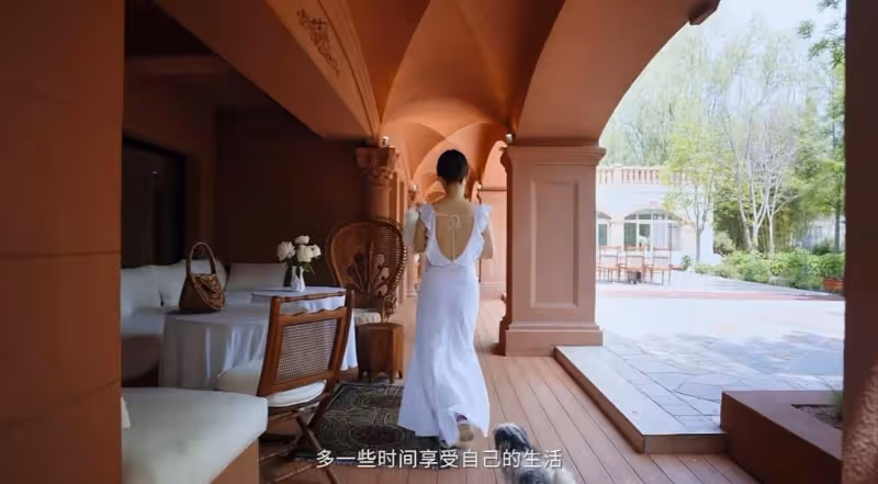 霍思燕的另外一個身份曝光!評論區出現一批同道中人,還有晚同學