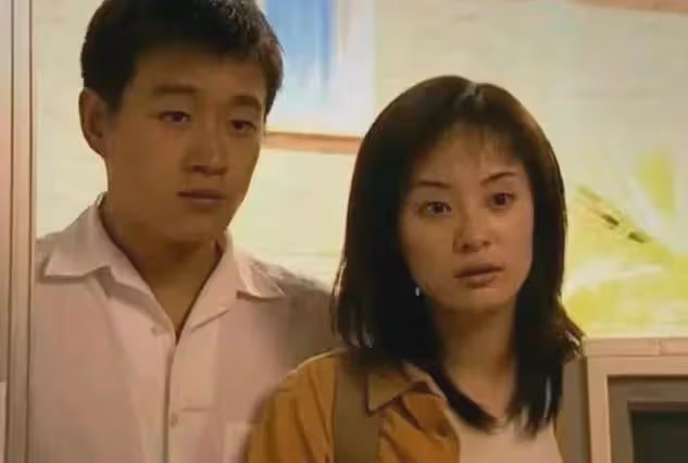 從玫瑰的故事到錯位,佟大為演技令人刮目相看!這鏡頭變態感拉滿