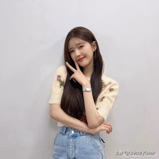 趙露思奧運火炬手美照瘋傳,網紅逆襲95後四小花之冠!
