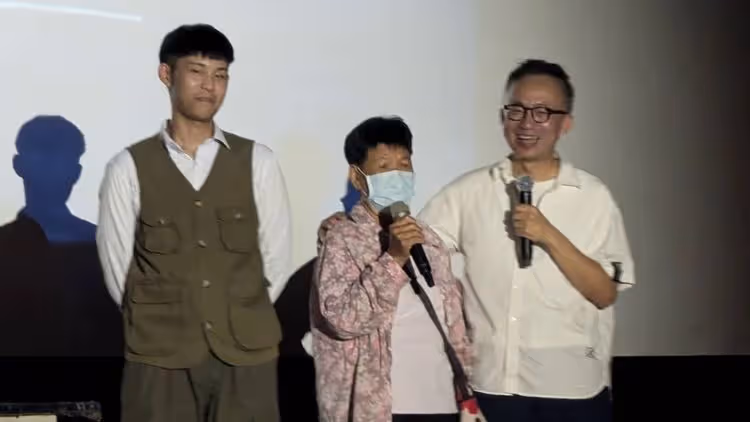 許常德挺陳盈潔　「自己的人生自己破浪」音樂會　台南全美戲院開唱