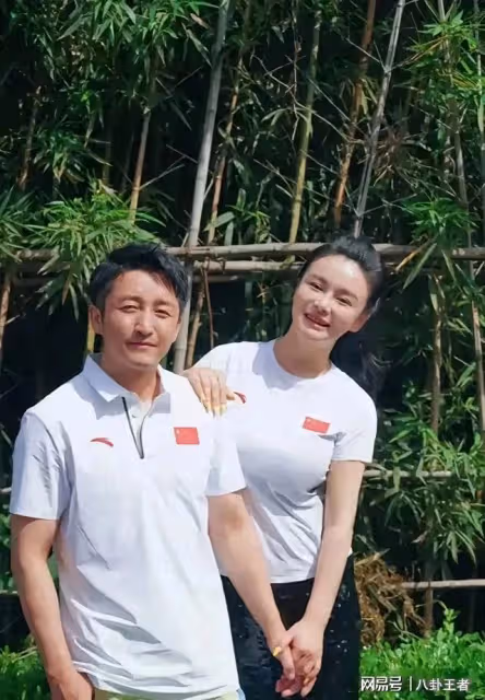 冉瑩穎白陪任泉喝酒了?創業失敗變賣房產,拳王鄒市明身邊只剩妻兒