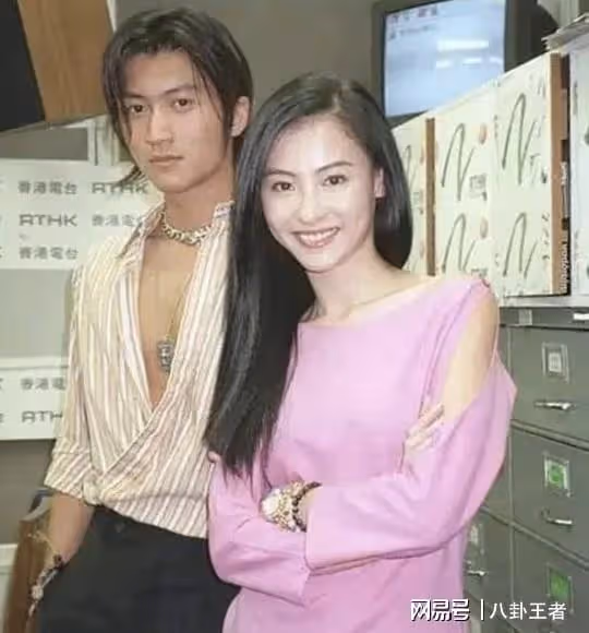 謝霆鋒禽獸不如?霸氣護妻嚴正警告粉絲團,禁止參與王菲負面話題