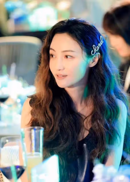 看了40歲文章的新女友,才知道他當年為何說對馬伊琍只有感恩