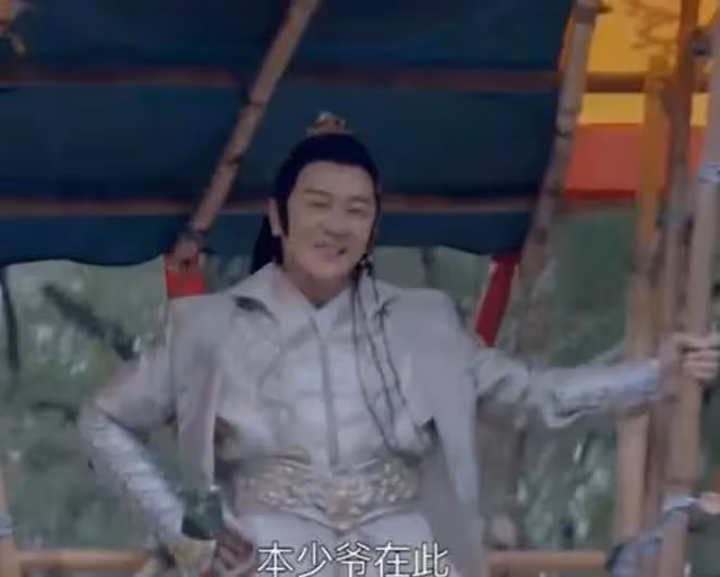 31歲黃景瑜演高中生,37歲張翰演大學生,明星扮嫩何時停?